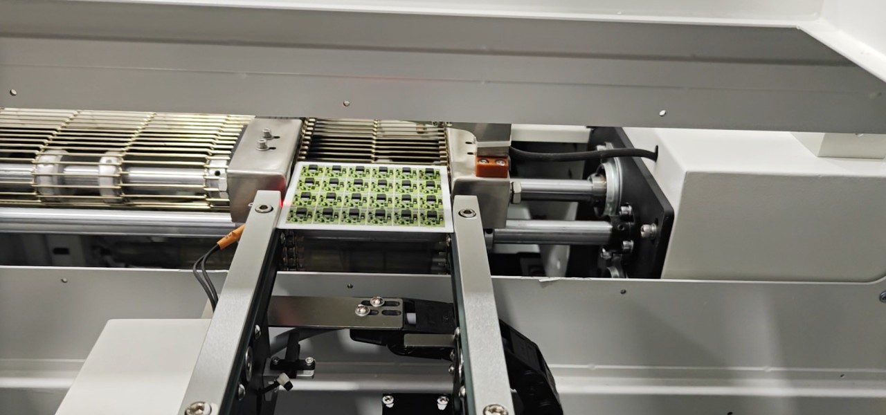 Al&eacute;m da instala&ccedil;&atilde;o e do treinamento